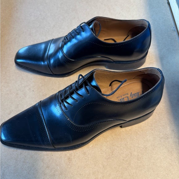 Elegant Black Leather Dress Shoes - Picture 3 of 6